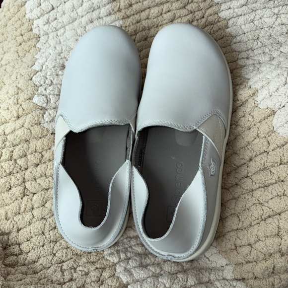 NEW Spenco Med Corp Women's Medical Work Shoe - Slip On White Leather‎ Size 7M - Picture 1 of 7
